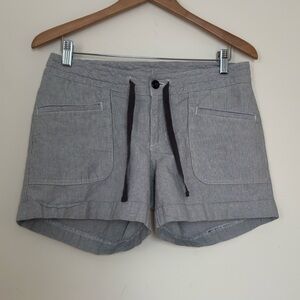 The North Face Women’s Linen Cotton Striped Black and  White shorts  size 8